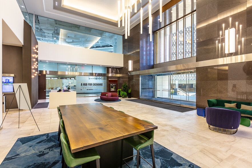 More Photos Of 150 4th Ave N, Nashville Office For Lease