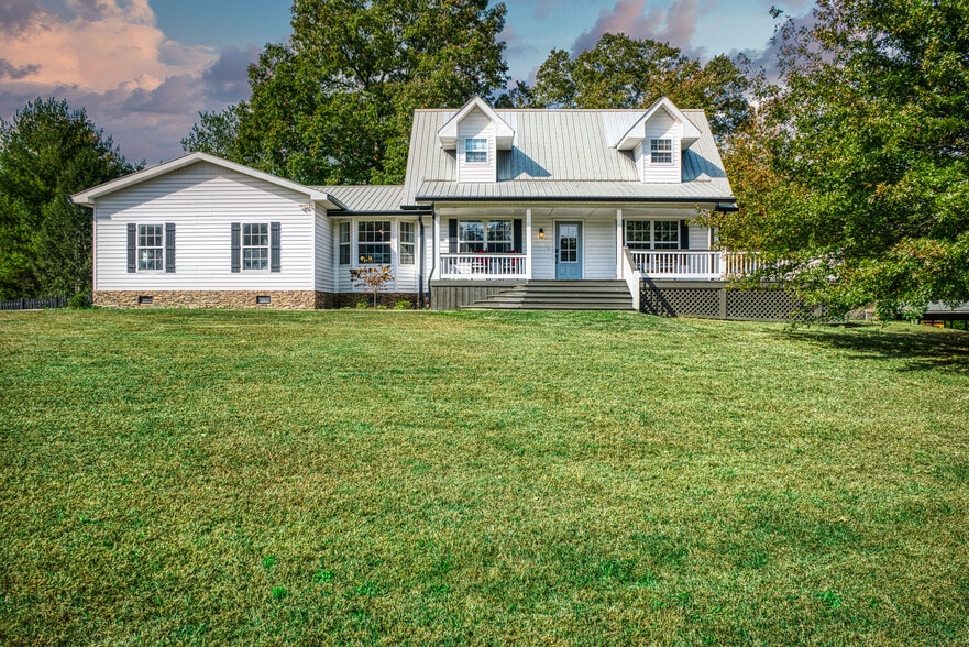 More Photos Of 1249 Gulf Rd, Spencer Golf Course Driving Range For Sale