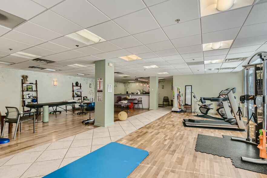 More Photos Of 1100 Central Ave, Wilmette Apartments For Lease