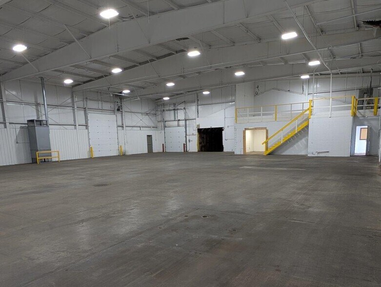 More Photos Of 4561 W Dickman Rd, Battle Creek Industrial For Sale