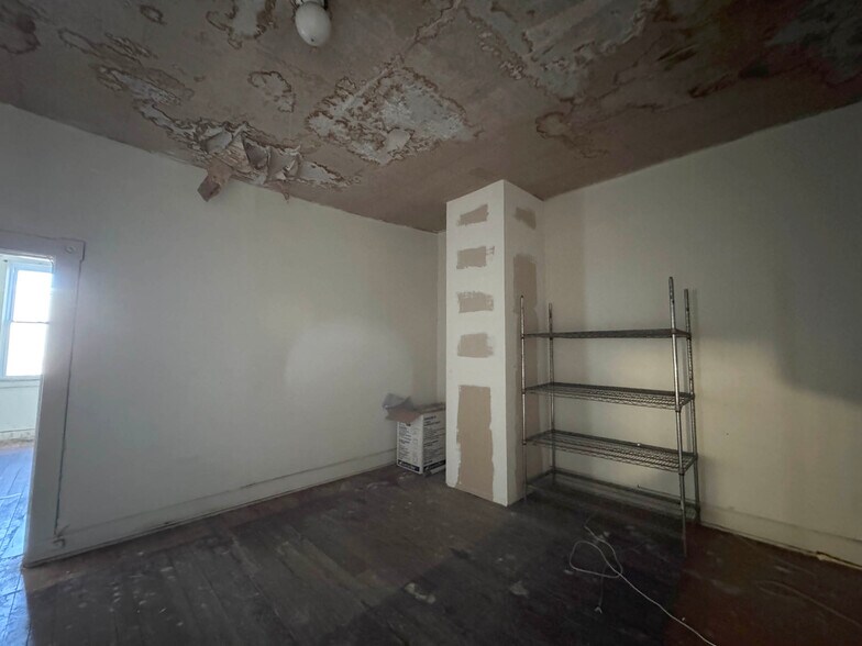 More Photos Of 3217 Belair Rd, Baltimore Storefront Retail Office For Sale