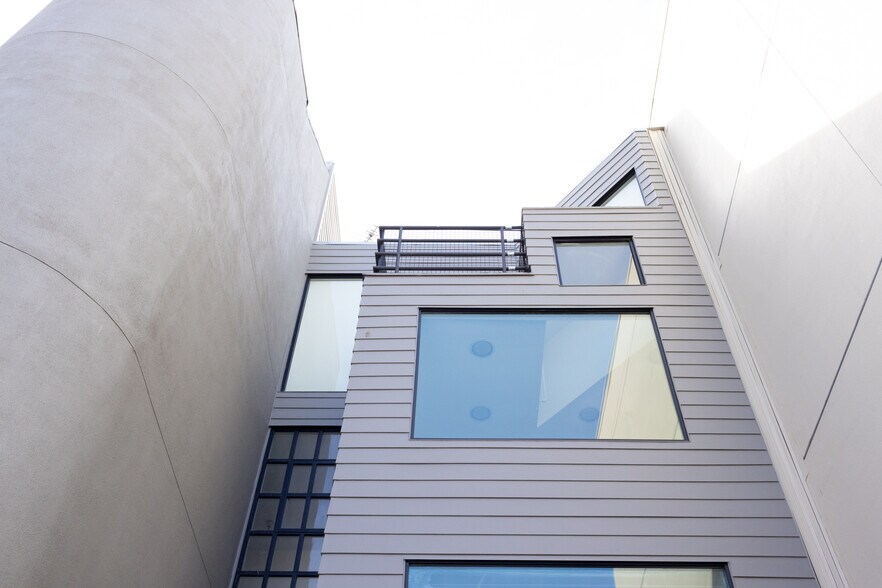 More Photos Of 315 Bay St, San Francisco Office For Lease