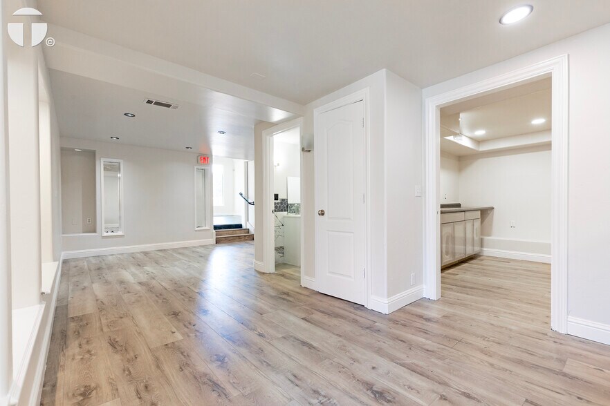 More Photos Of 1931 P St, Sacramento Storefront Retail Residential For Sale