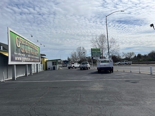 More Photos Of 784 Soscol Ave, Napa Auto Dealership For Lease