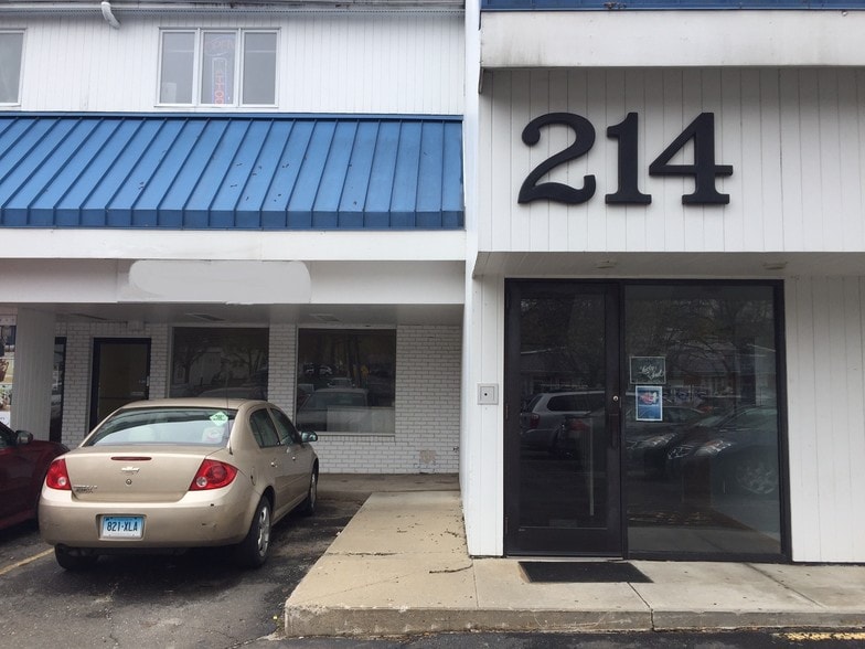 More Photos Of 214 Amity Rd, Woodbridge Unknown For Lease
