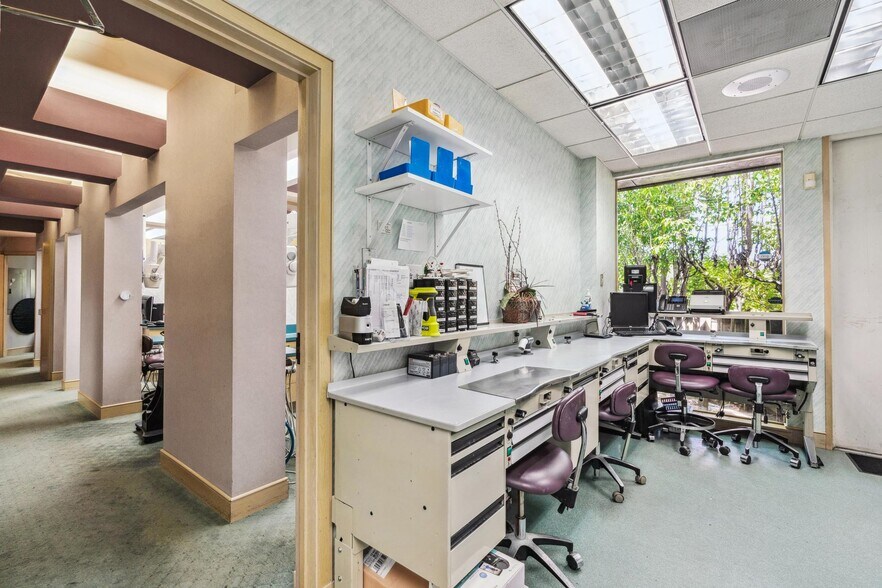 More Photos Of 1802 San Miguel Dr, Walnut Creek Medical For Sale