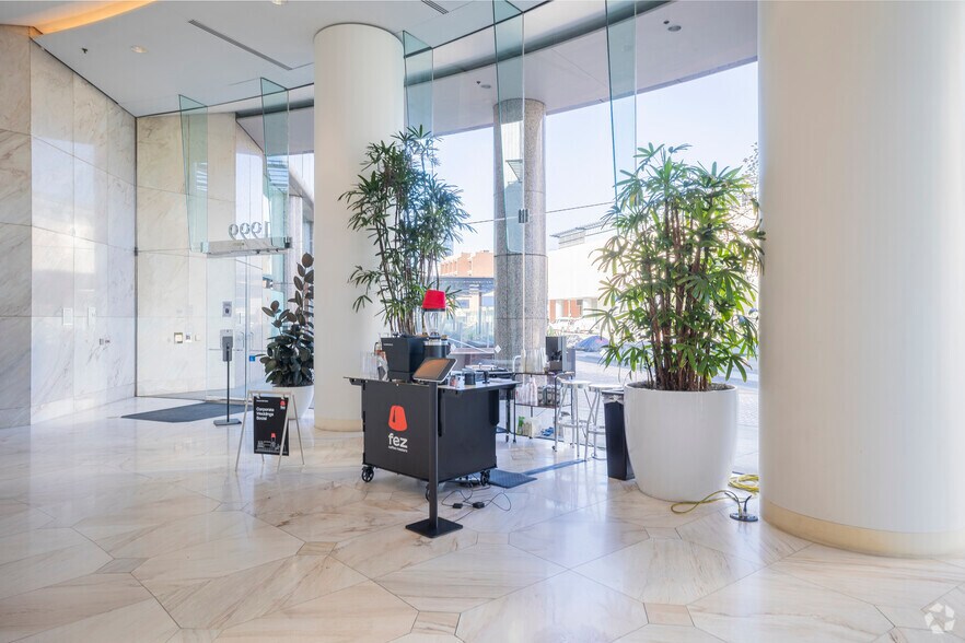 More Photos Of 1999 Harrison St, Oakland Office For Lease