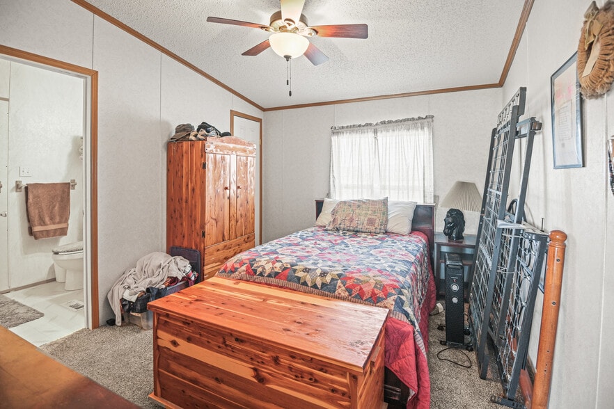 More Photos Of 33440 Highway 94, Yoder Apartments For Sale