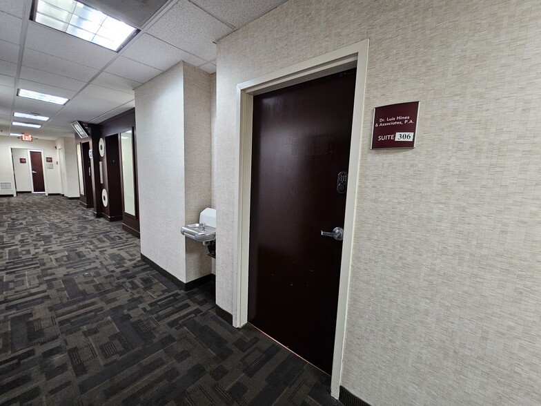 More Photos Of 12550 Biscayne Blvd, North Miami Medical For Sale