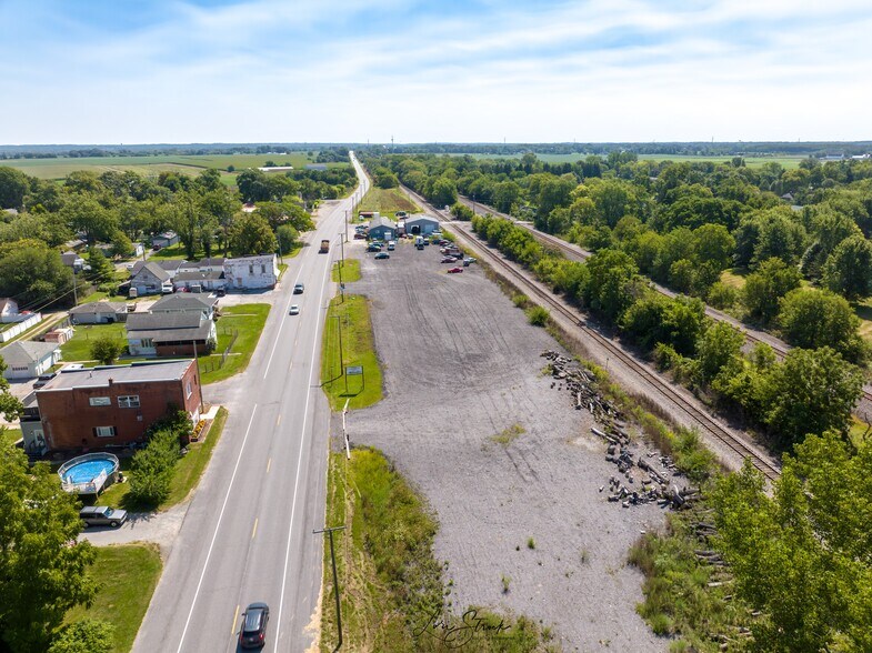 More Photos Of 300 Railroad Ave, Wheeler Auto Repair For Sale