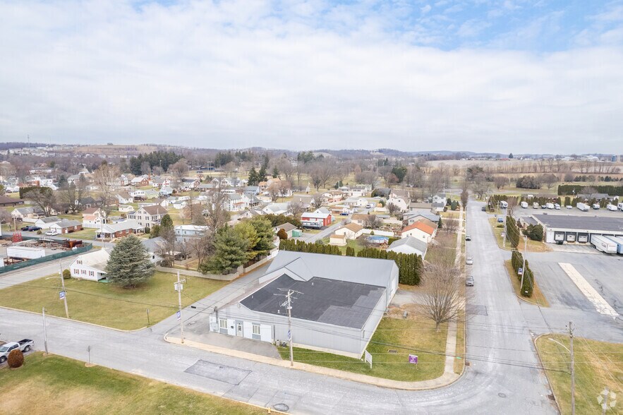 More Photos Of 220 S Maple St, Kutztown Warehouse For Sale