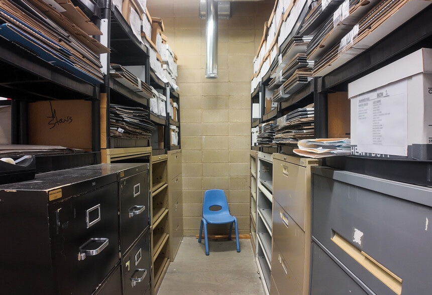 More Photos Of 630 S Minnesota Ave, Sioux Falls Office For Sale