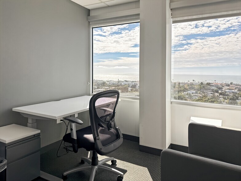 More Photos Of 2447 Pacific Coast Hwy, Hermosa Beach Coworking Space