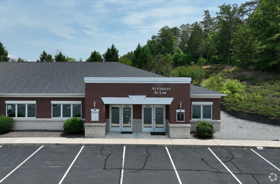 More Photos Of 936-964 Copperfield Blvd, Concord Office For Lease