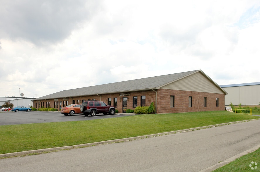 Primary Photo Of 70-80 N Plaza Blvd, Chillicothe Office For Lease