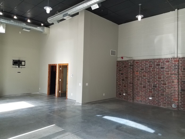 More Photos Of 1111 S 1350 W, Orem Loft Creative Space For Lease