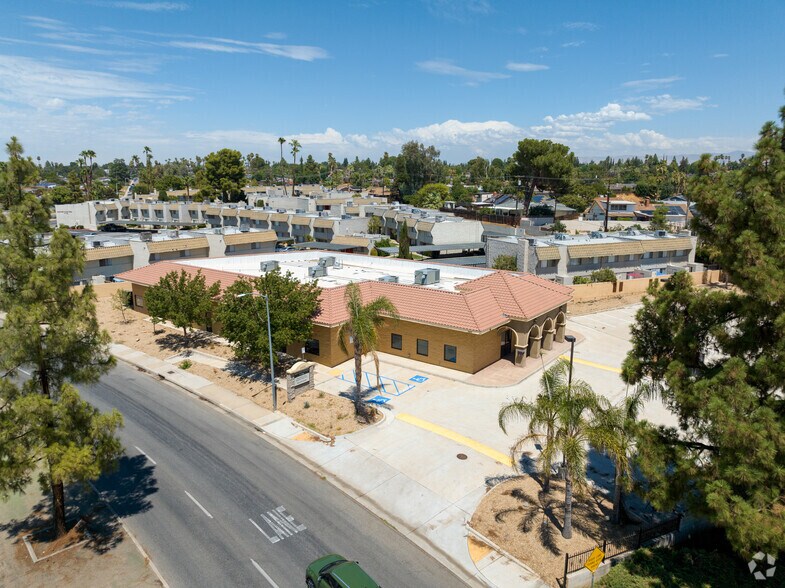 More Photos Of 2935 Oswell St, Bakersfield Medical For Lease