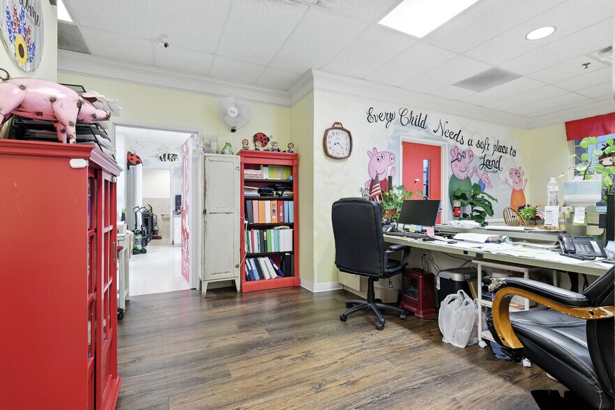 More Photos Of 1700 Cedar Run, Ennis Daycare Center For Sale