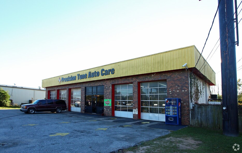 More Photos Of 6222 9th Ave, Pensacola General Retail For Sale