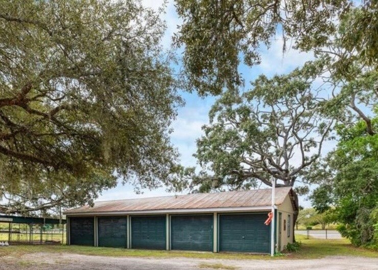 More Photos Of 9514-9516 Eden Ave, Hudson Land For Sale