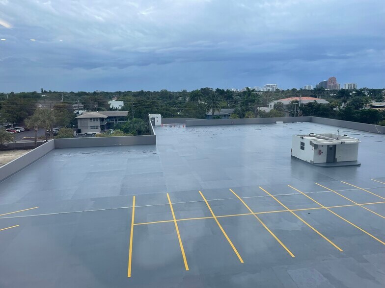 More Photos Of 2455 E Sunrise Blvd, Fort Lauderdale Loft Creative Space For Sale