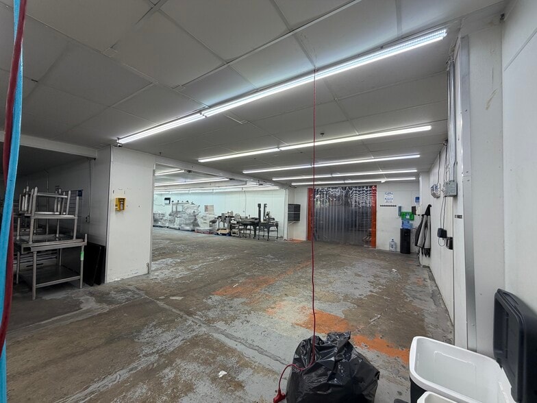 More Photos Of 123 Manchester Pl, Newark Food Processing For Lease