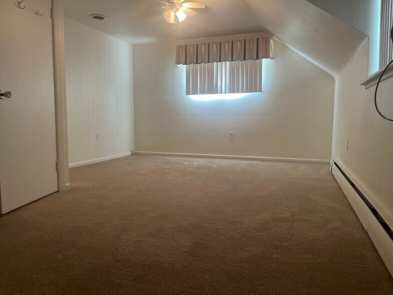 More Photos Of 451/457 Joffre Cherry Valley St, Burgettstown Multifamily For Sale