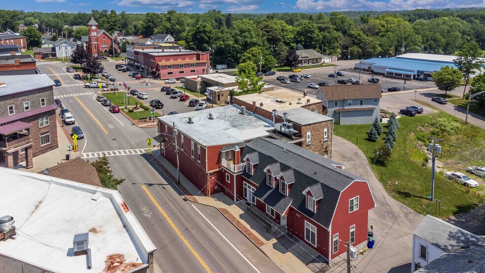 More Photos Of 1 Public Sq, Holley Apartments For Sale