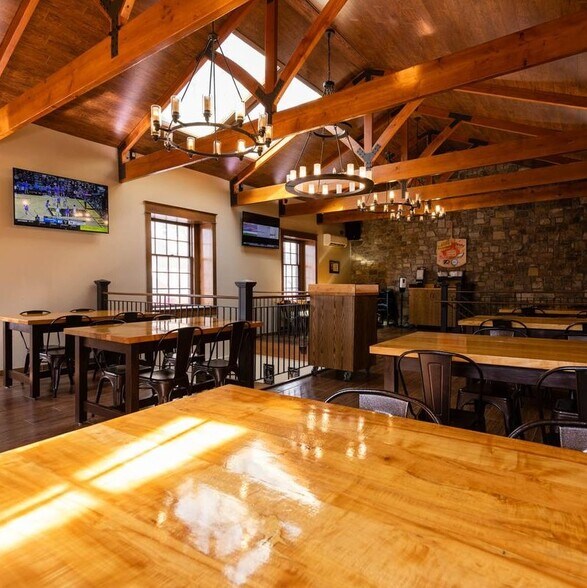 More Photos Of 27 N High St, West Chester Restaurant For Sale