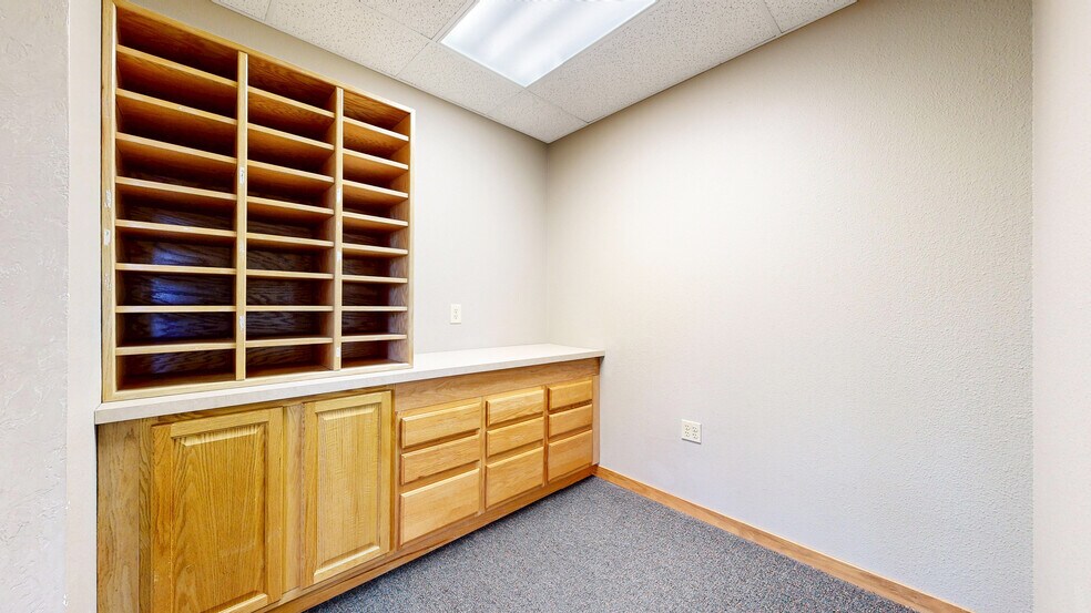 More Photos Of 2695 W Eisenhower Blvd, Loveland Office For Lease