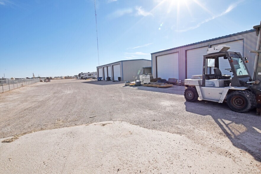 More Photos Of 12008 E Highway 158, Gardendale Industrial For Sale