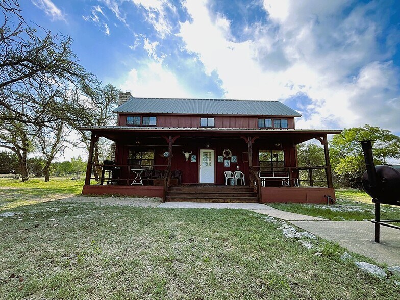 More Photos Of 1400 Greer ln, Burnet Land For Sale
