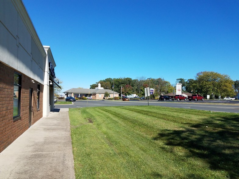 More Photos Of 238-240 S West End Blvd, Quakertown Land For Lease