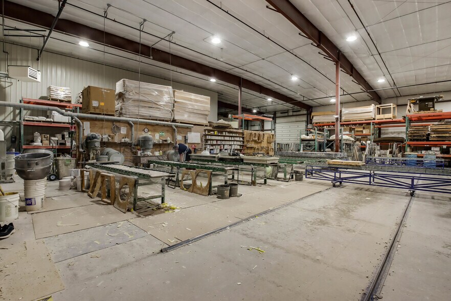 More Photos Of 653 Tower Dr, Cadott Manufacturing For Sale