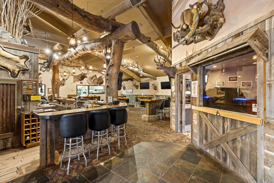 More Photos Of 5100-N Star Blvd, Great Falls Storefront Retail Office For Sale