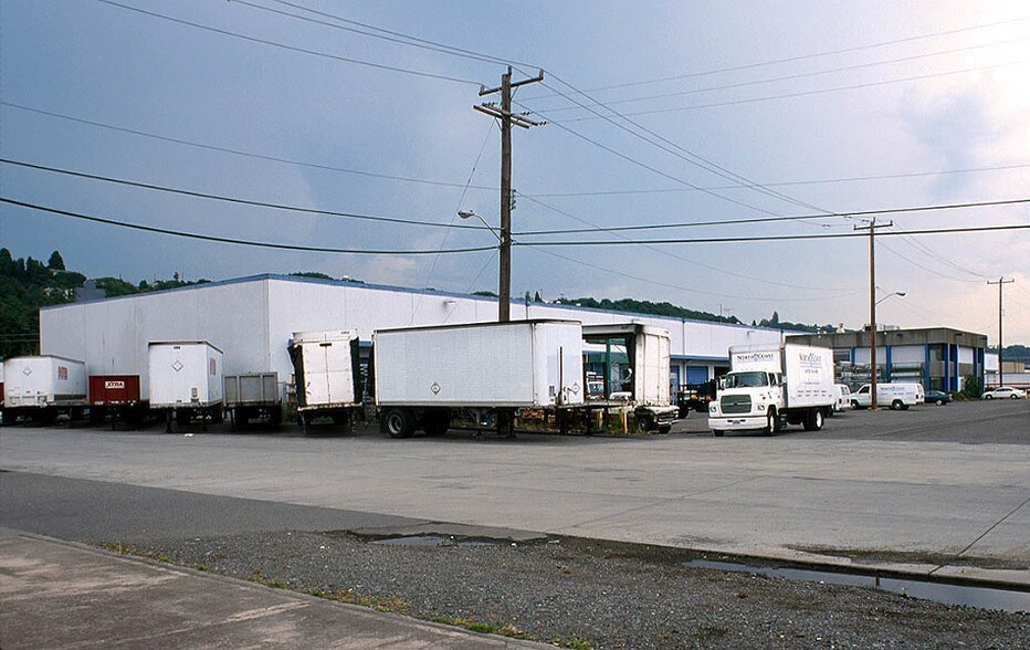 More Photos Of 2400-2450 8th Ave S, Seattle Distribution For Lease