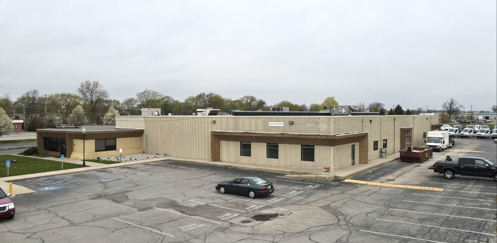 Primary Photo Of 2930 Nappanee St, Elkhart Office For Lease