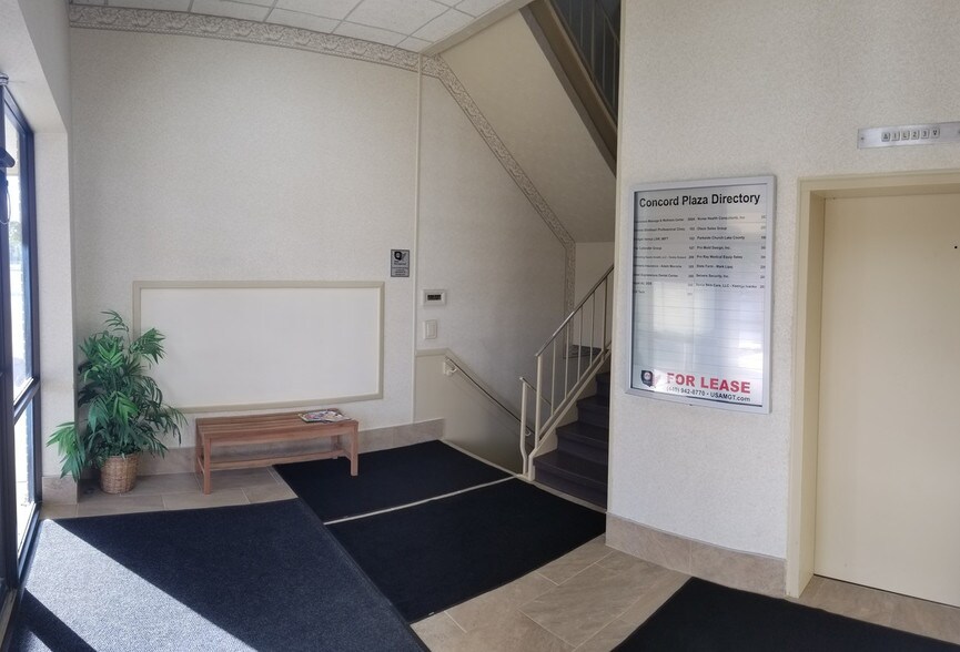 More Photos Of 9853 Johnnycake Ridge Rd, Mentor Office For Lease