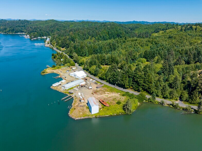 More Photos Of 5262 Yaquina Bay Rd, Newport Marina For Sale