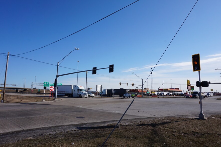 More Photos Of 3565 Libbey Rd, Perrysburg Fast Food For Lease