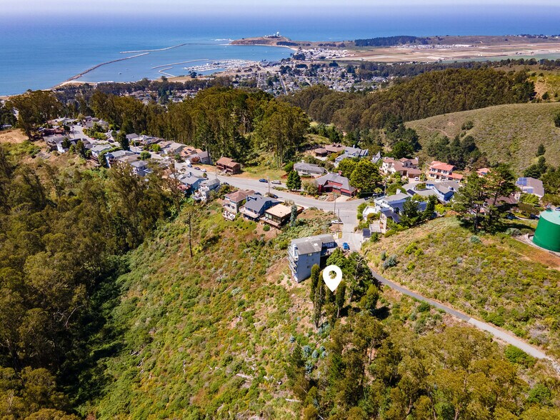 Primary Photo Of 124 Dolphine ave, El Granada Land For Sale