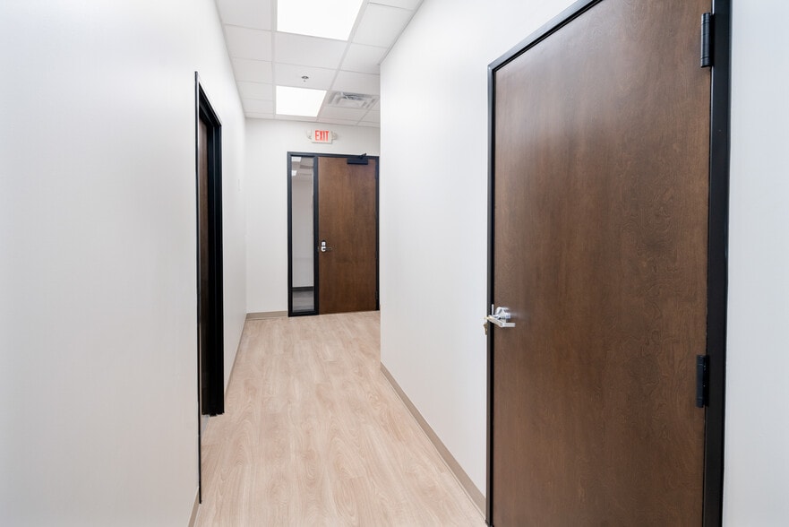 More Photos Of 8195 Custer Rd, Frisco Office For Sale