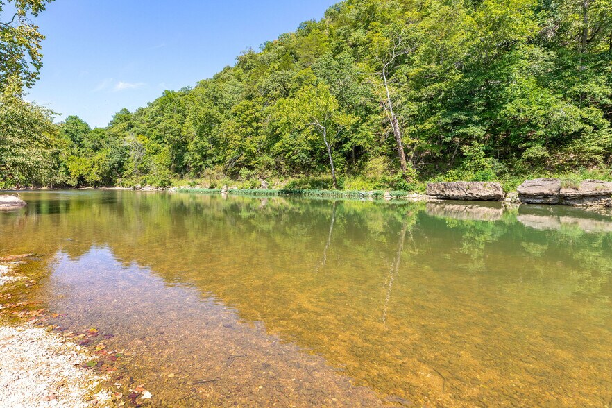 More Photos Of 1211 Cox Ford Rd, Crane Specialty For Sale