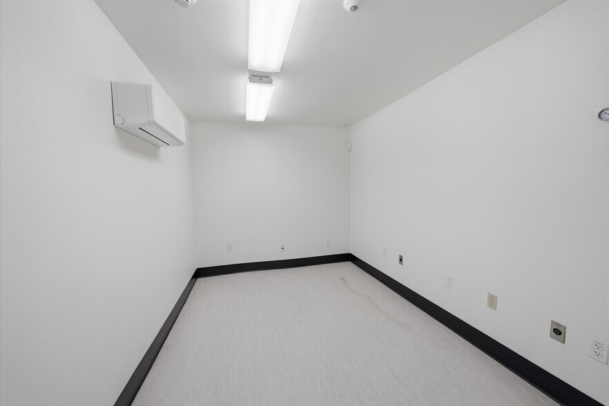 More Photos Of 440 Lower Grass Valley Rd, Nevada City Office For Sale