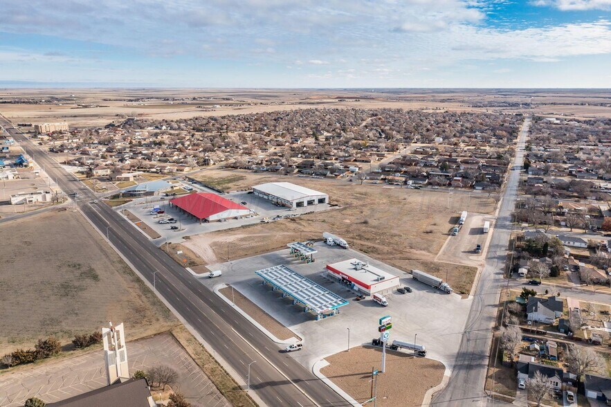 More Photos Of 2410 Perryton Pky, Pampa Land For Sale