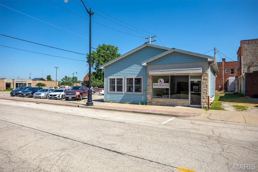 More Photos Of 111 W Kirkham St, Litchfield Healthcare For Sale