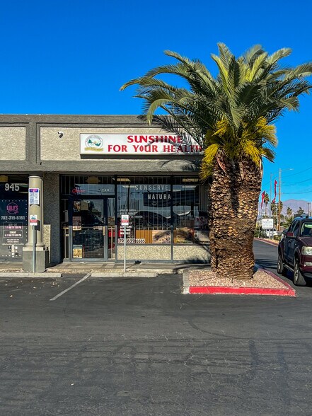More Photos Of 901-947 N Pecos Rd, Las Vegas Freestanding For Lease