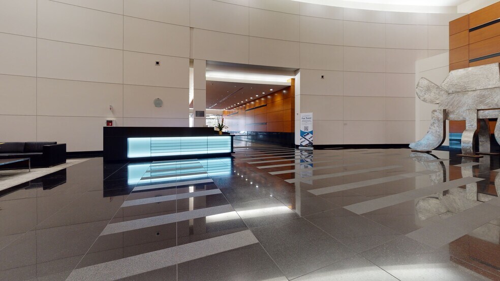 More Photos Of 805 SW Broadway, Portland Office For Lease