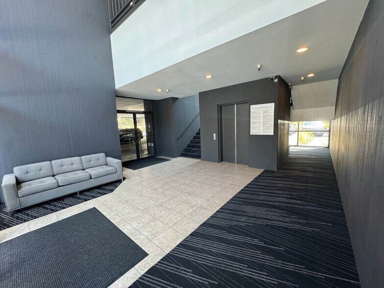 More Photos Of 191 Calle Magdalena, Encinitas Office For Lease