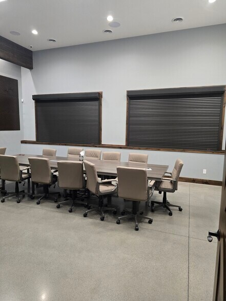 More Photos Of 870 N 2nd E, Rexburg General Retail For Lease